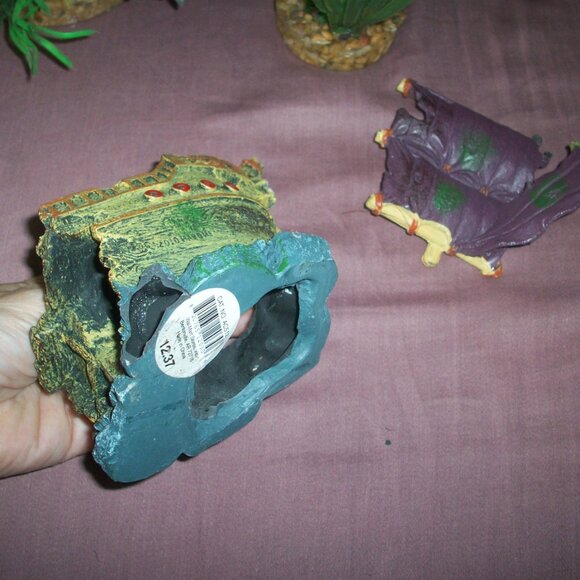 Aquarium Fish Tank Landscape Pirate Ship Wreck Ship Decor Plants Resin Boat Lot - Picture 8 of 9